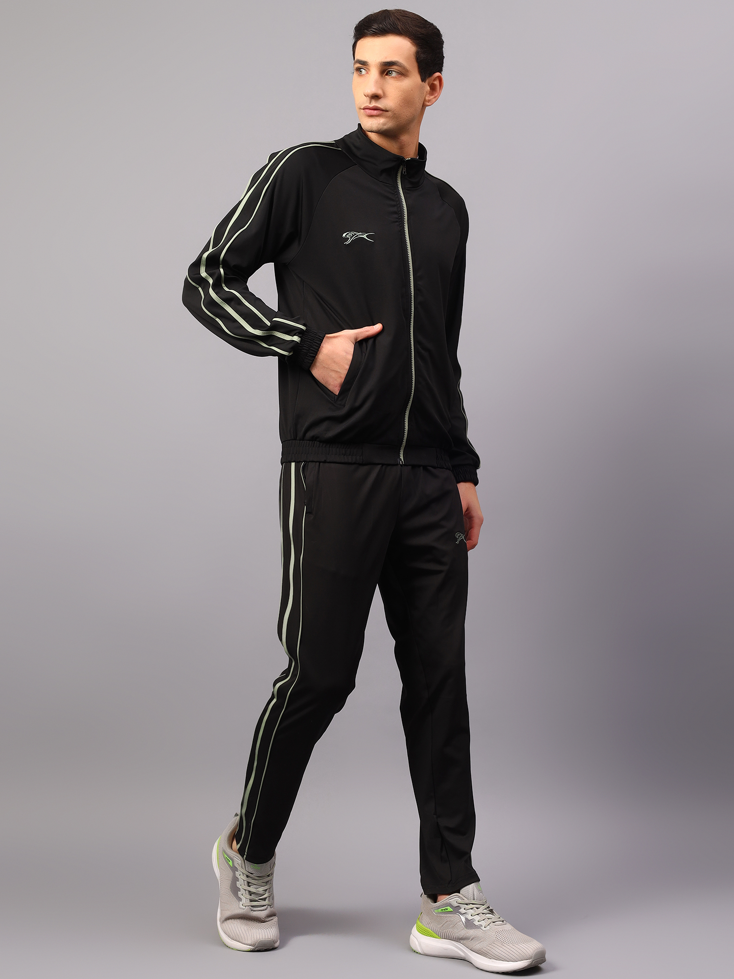 Men's Tracksuit  SNTSW106M-Black/Sage Green-L