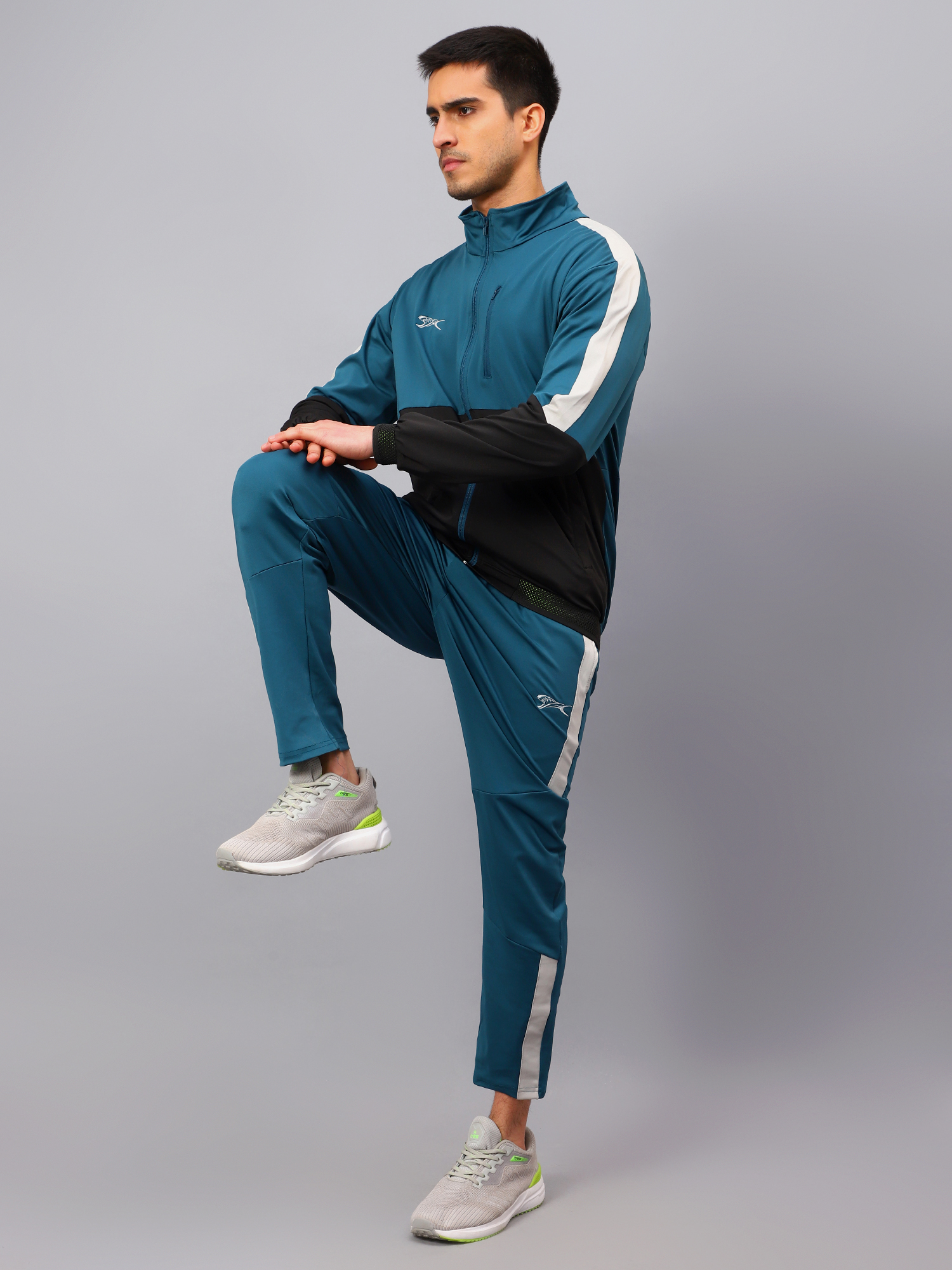 Men's Tracksuit  SNTSW104M
-Air Force/Black/Light Grey-S