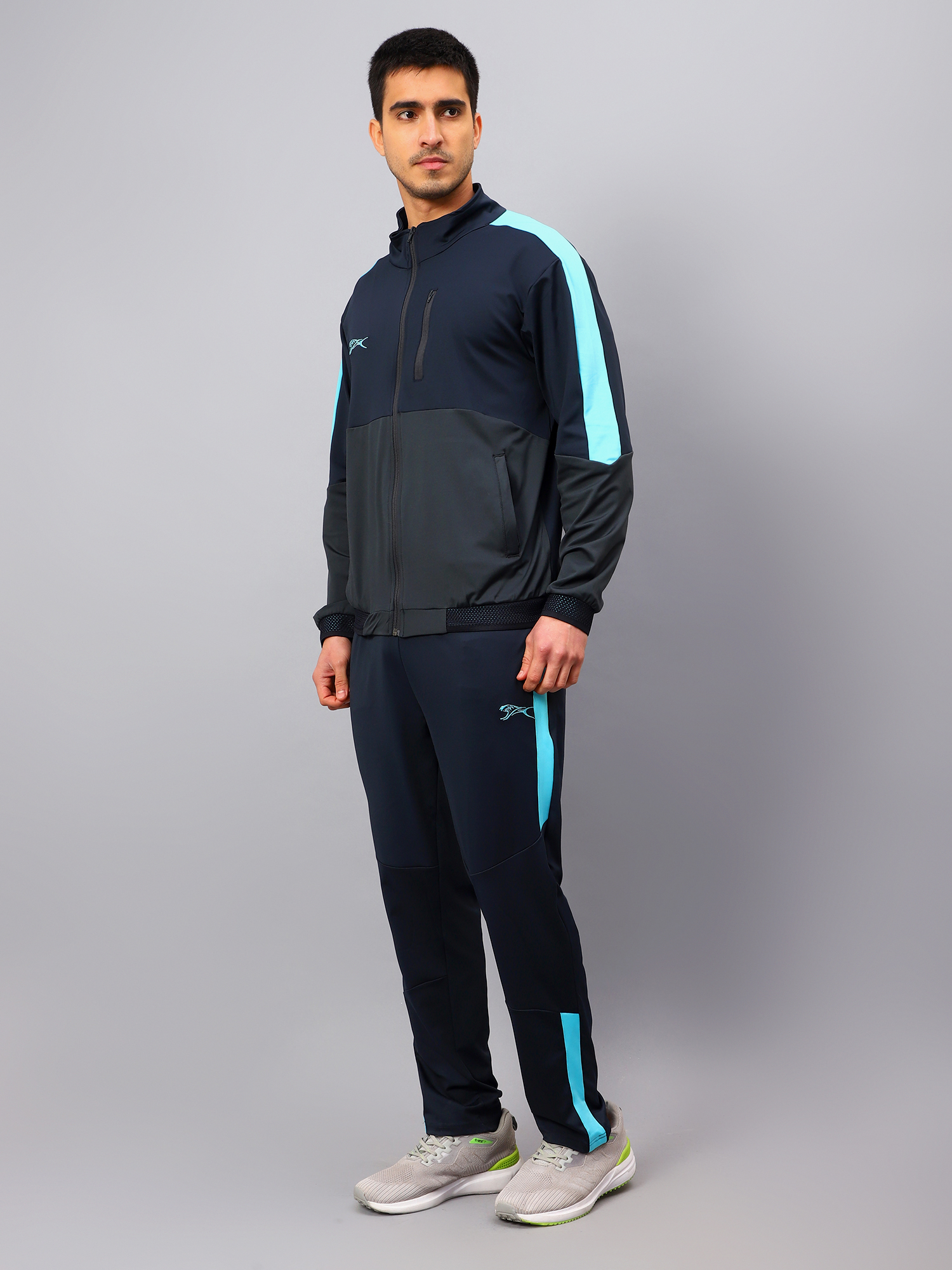 Men's Tracksuit  SNTSW104M
-Navy/D.Grey/Cyan-3XL