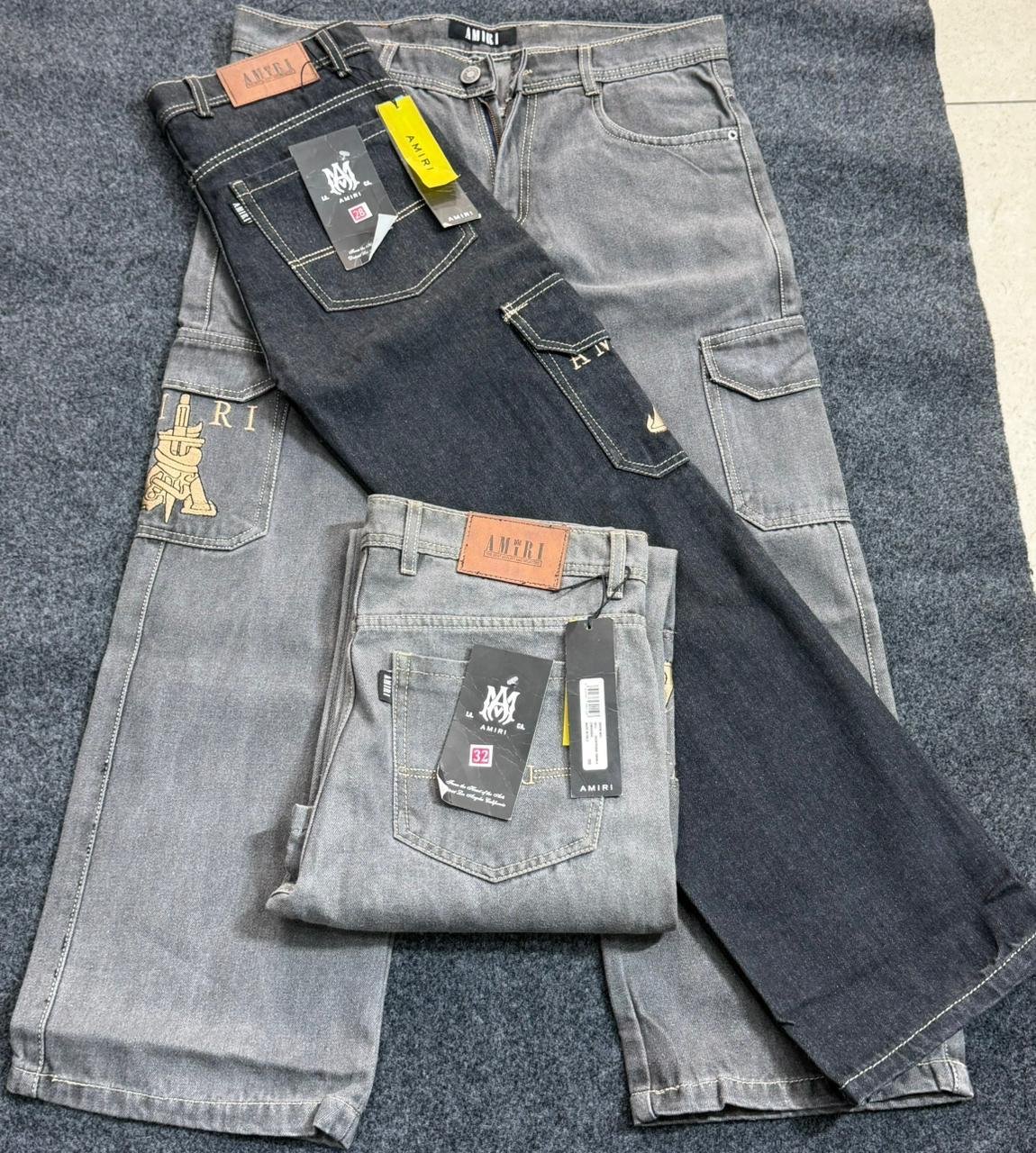 Six pocket jeans for men