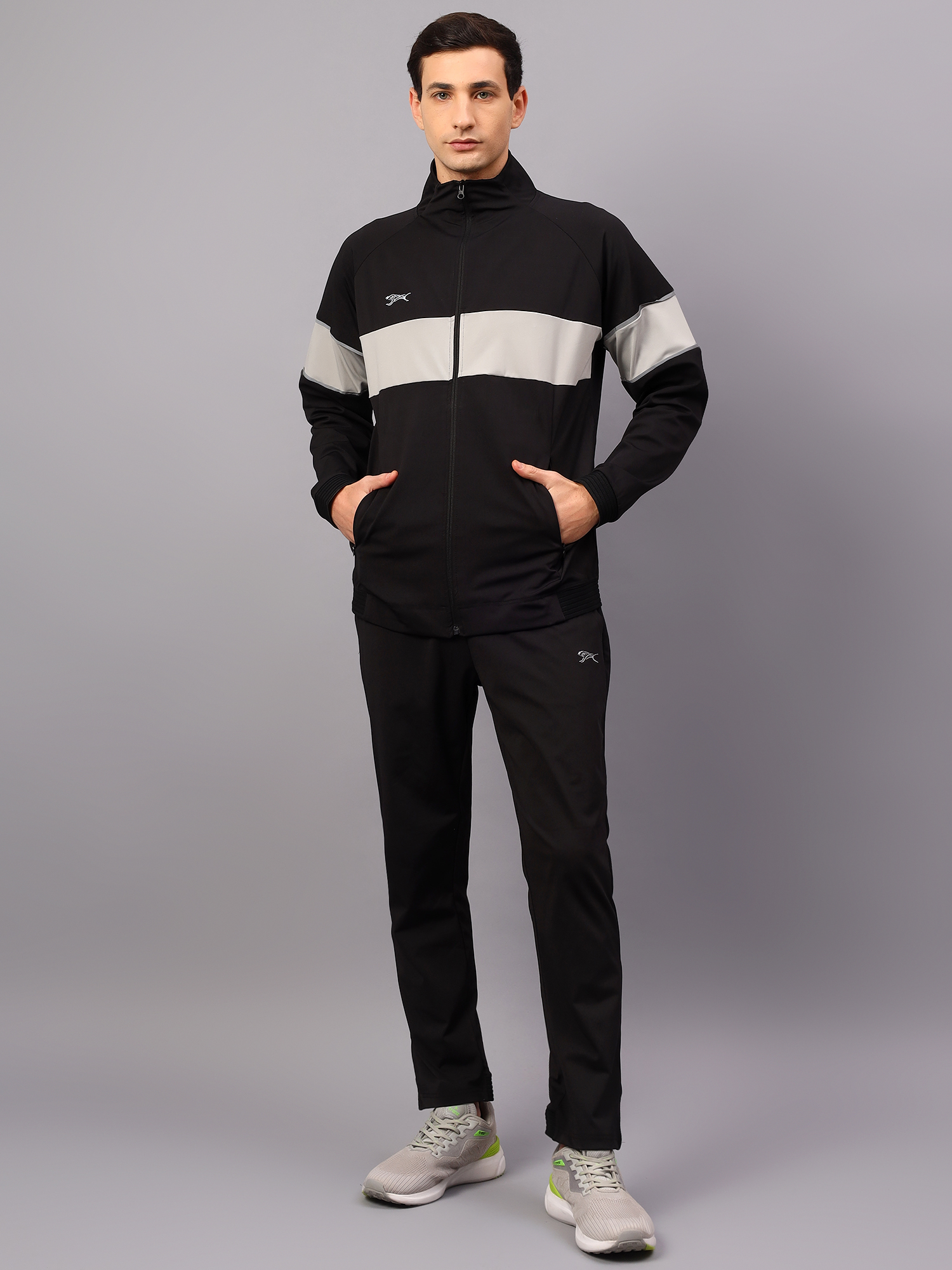 Men's Tracksuit  SNTSW101M-Black/Light Grey-M