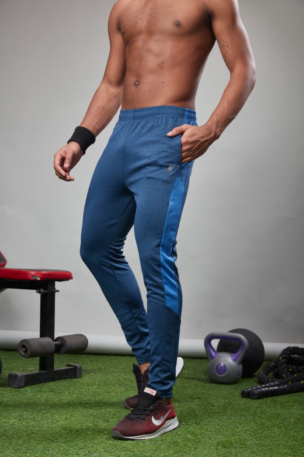 Men's Trackpants- QR-19