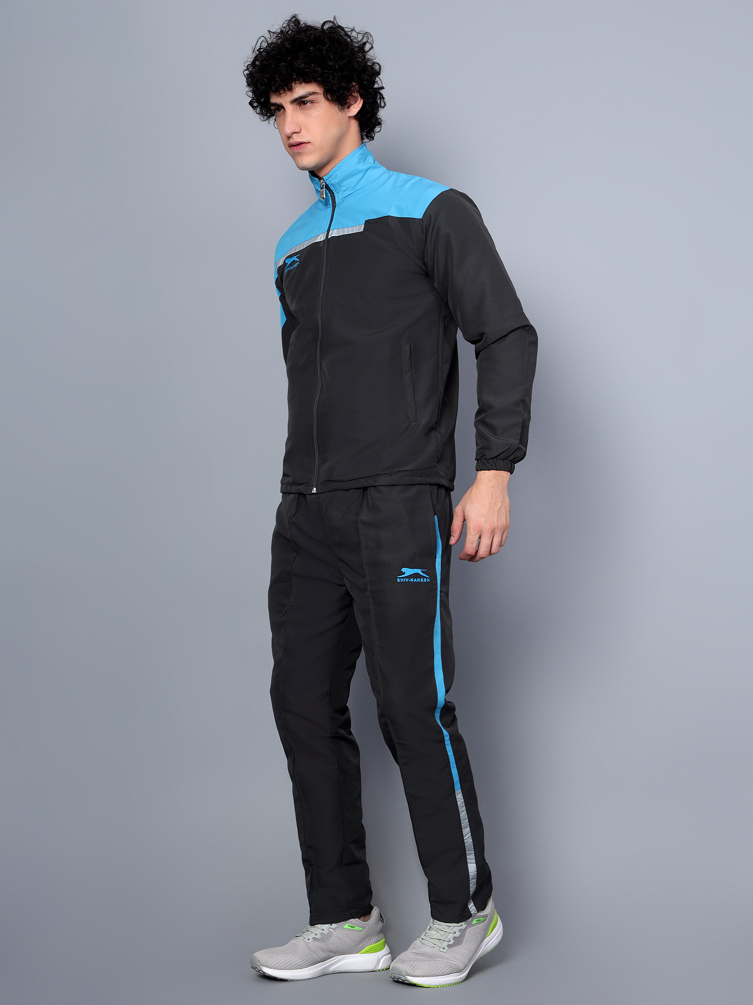 Men's Tracksuit  421B-Black/Cyan-S-TZ